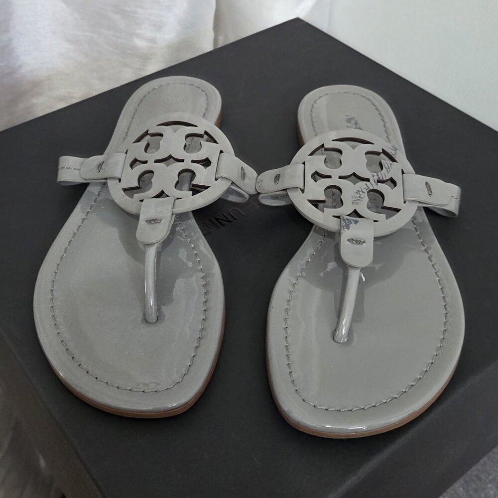 Tory Burch Gray Miller Patent Leather Sandal Size 7.5